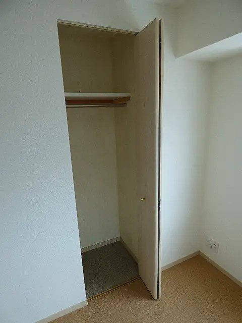 神戸市灘区中原通５丁目の賃貸マンションの収納