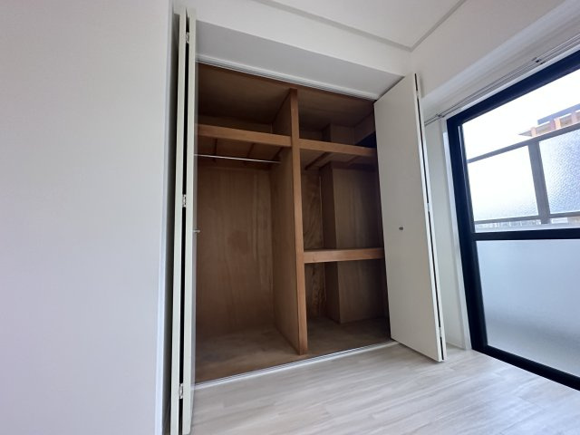 神戸市東灘区本山南町８丁目の賃貸マンションの収納