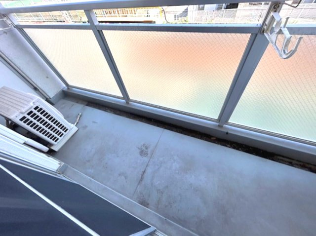 芦屋市茶屋之町の賃貸マンションのバルコニー