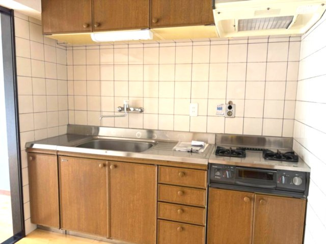 芦屋市東山町の賃貸マンションのキッチン