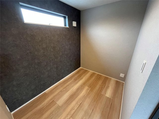 西宮市西福町のアパートの居間・リビング
