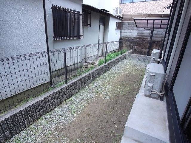 ジョイフル南町の庭