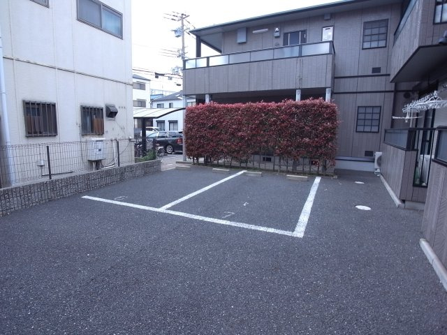 ジョイフル南町の駐車場