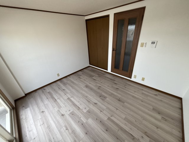 神戸市灘区高徳町１丁目の賃貸マンションの居間・リビング