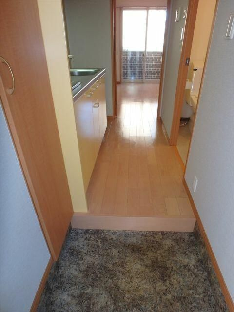 フェリス桜新町の玄関