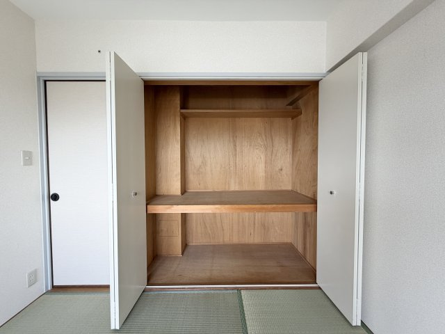 フォウレス塚口の収納