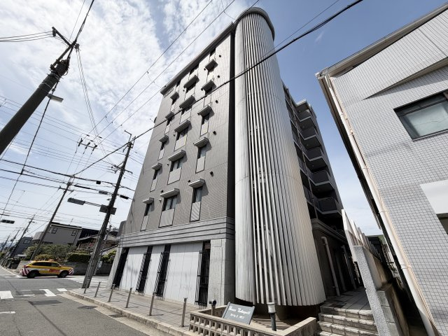 フォウレス塚口の外観