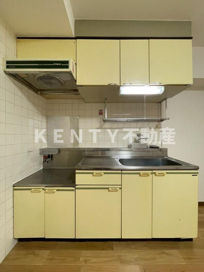 【キッチン】 | 大坂屋ビル  | キッチンでお料理をお楽しみください