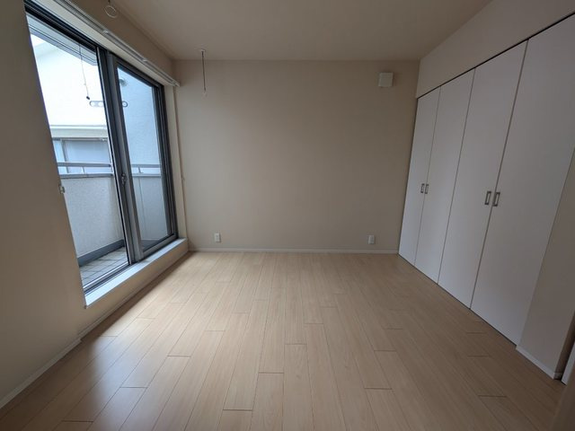 メゾンHIROの洋室