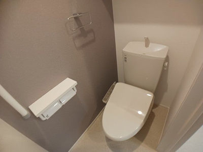 【トイレ】 | ローレル　カルム | ゆったりとした空間のトイレです