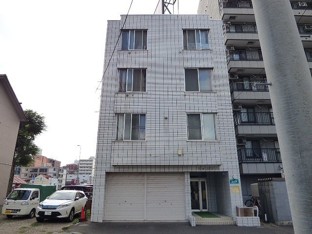 札幌市中央区南四条東３丁目の賃貸マンション