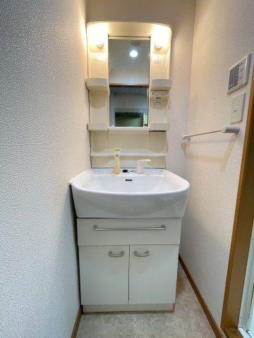 エスポワール那の川の洗面所