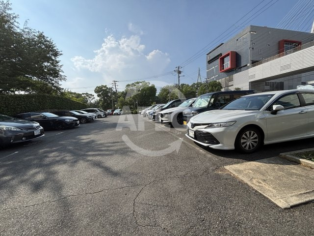 天保山第5コーポ1号棟　築港小学校区の駐車場|天保山第5コーポ1号棟　駐車場