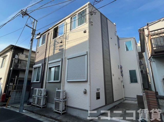 足立区千住柳町のアパートの外観