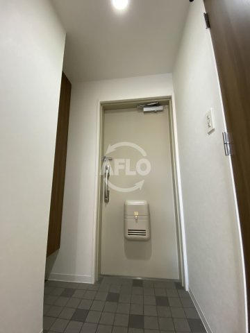 エルヴェ東天満　堀川小学校区の玄関|エルヴェ東天満　玄関