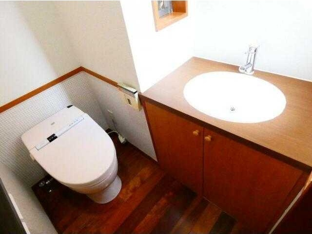 千駄木４丁目戸建てのトイレ