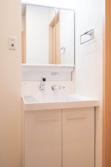 イチ町屋の独立洗面台