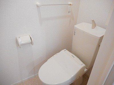 【トイレ】 | アワー・デライト | トイレです