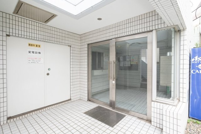トップ金町のエントランス