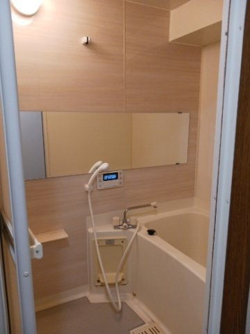 シャンソレイユの浴室