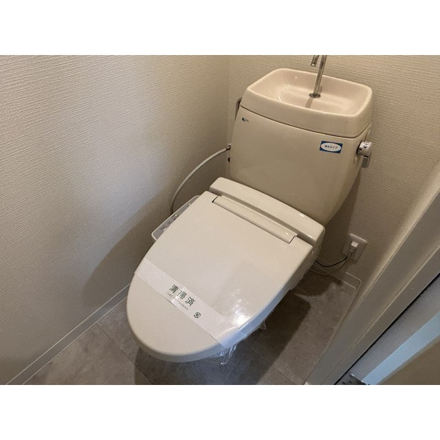 上前ハイツE