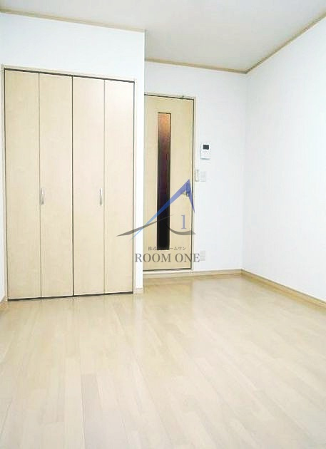 アムール　サンクの居間・リビング|洋室のお部屋です。