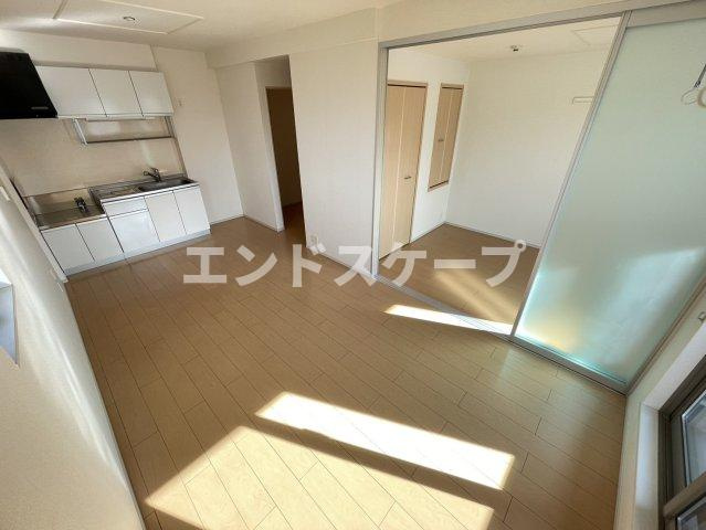 カーサ・エテルノＢの居間・リビング|高崎、前橋のお部屋探しはエンドスケープまで！お客様の理想お聞かせ下さい♪