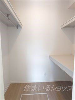 シャーメゾン可部南の収納|ウォークインクローゼット