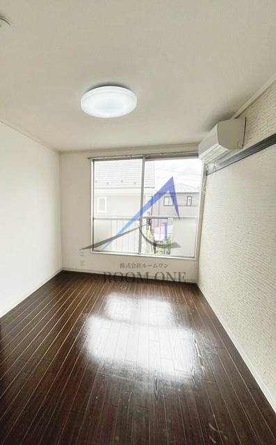 メイゾン用賀の居間・リビング|洋室のお部屋です。