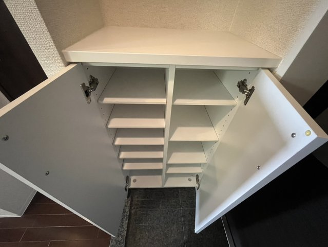 レジュールアッシュ神戸元町の設備|同物件別部屋写真