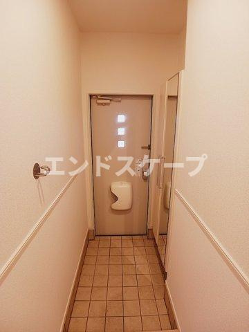 ブライト・アンジュの玄関|高崎、前橋のお部屋探しはエンドスケープまで！お客様の理想お聞かせ下さい♪