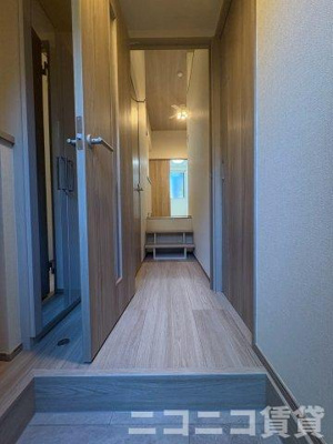 【玄関】 | LOFTRIA Kameari | 別号室イメージの為、現状を優先致します。