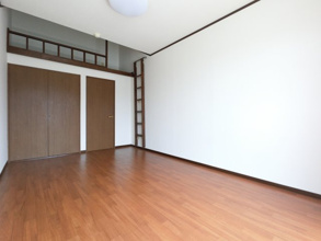 【寝室】