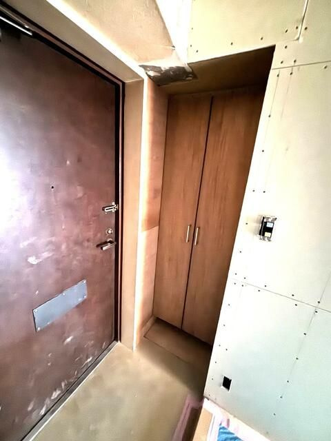 キャッスル桜木の玄関