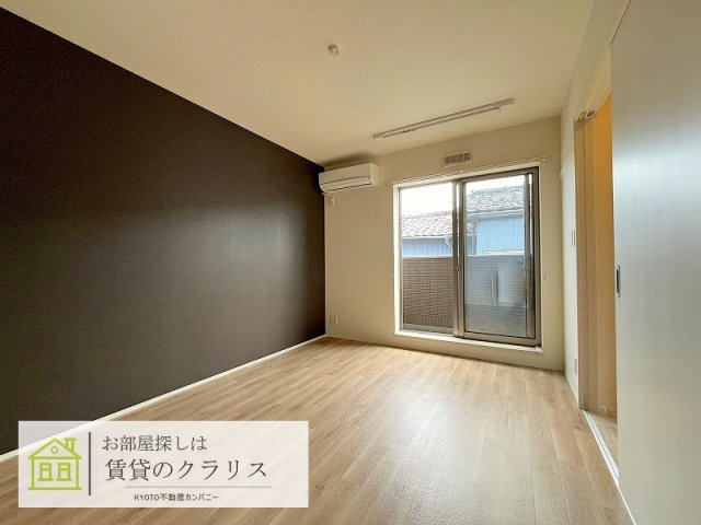 常盤村ノ内町8-88テラスハウスの駐車場