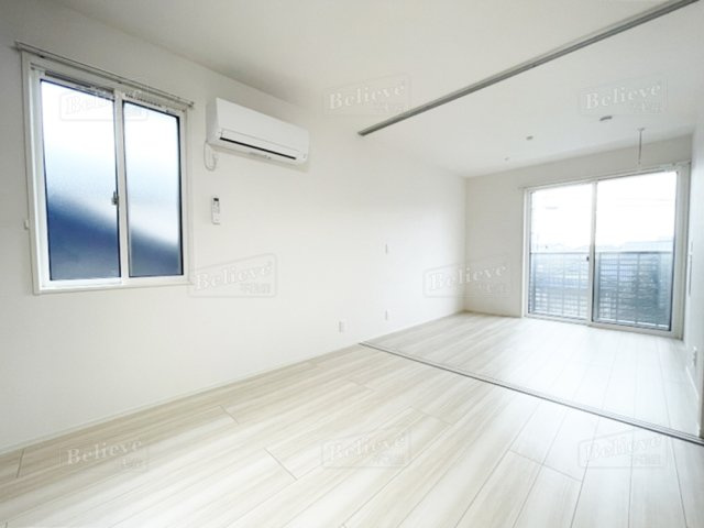 D-room 椿の寝室|風通しも良い寝室です☆