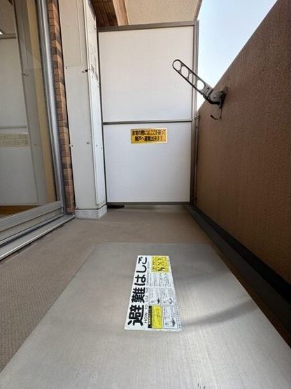 【バルコニー】 | プレサンス鶴舞駅前ブリリアント
