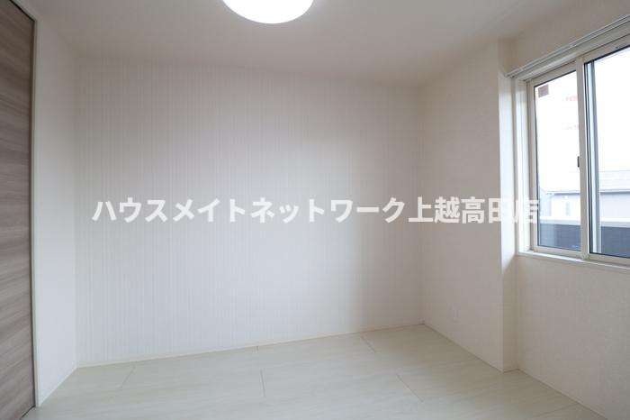 アクシア西本町の洋室|洋室4.4帖（参考同型アクシア西本町306室内写真）