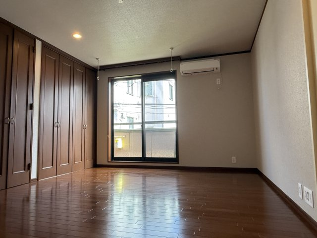 メゾン沖田２の寝室