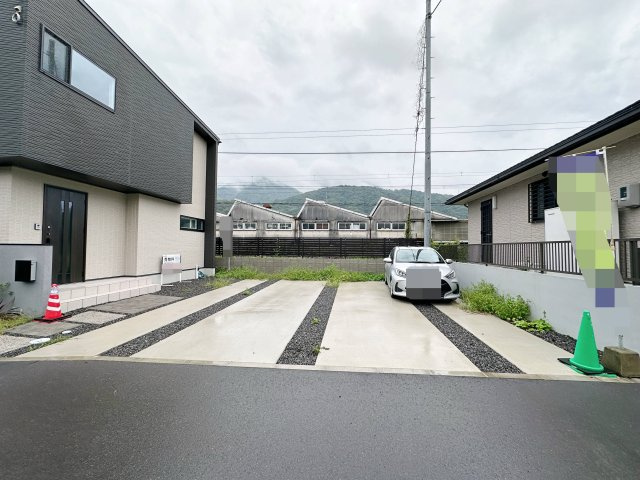 安芸区中野2丁目 No.1の駐車場|車は4台以上は駐車可能☆