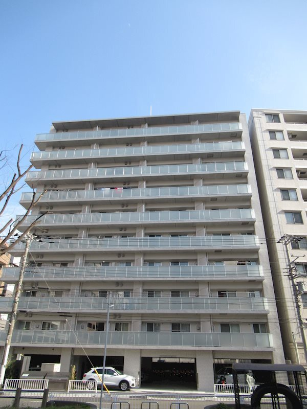 ブルーブラン新横浜の外観|来店不要で契約まで完結♪カード決済・LINE対応！
