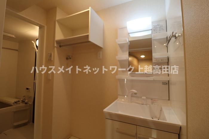 サニーガーデンの独立洗面台|洗髪洗面化粧台