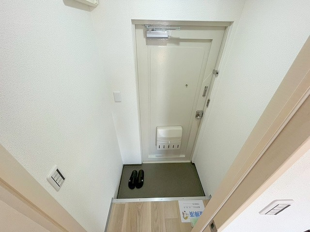 原田マンションの玄関