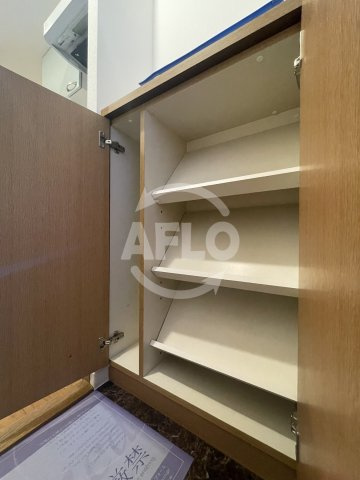 KHKコート西野田の玄関|KHKコート西野田　シューズクローゼット