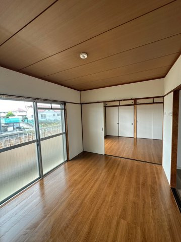 ハイツ一番館の居間・リビング