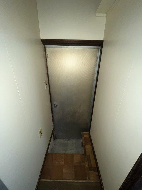 志染町戸建の洗面所