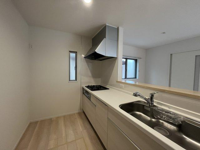 三木市自由が丘本町新築戸建のキッチン