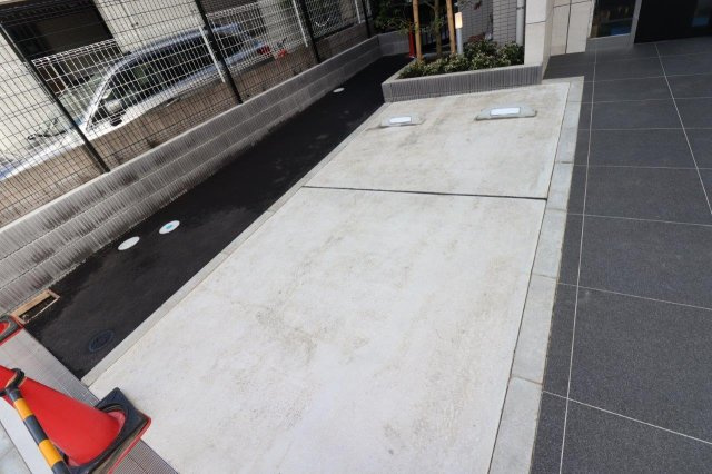GENOVIA京成立石Ⅱskygardenの駐車場