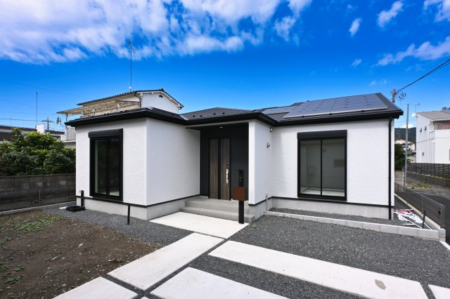 【外観】 | 太田市金山町2期 | スッキリとした平屋建ての新築住宅です♪ぜひ見学にいらしてください！