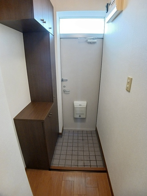 フルールメゾンＢの玄関